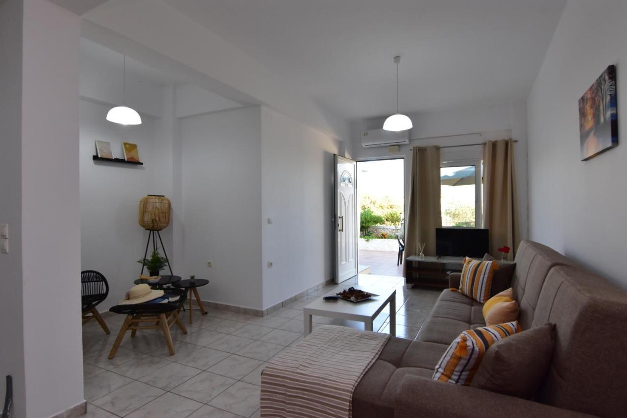Iakovos Apartments Chorafakia Dış mekan fotoğraf