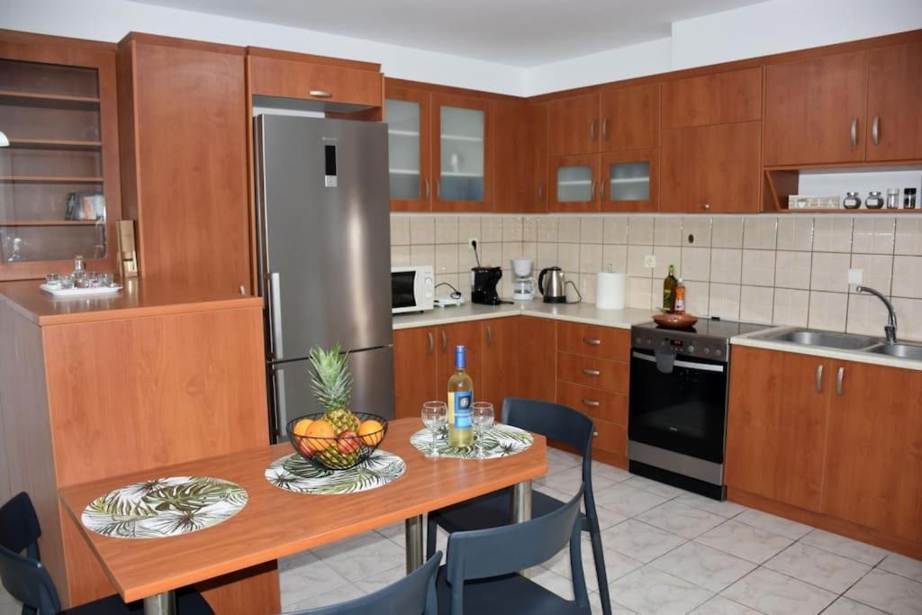 Iakovos Apartments Chorafakia Dış mekan fotoğraf