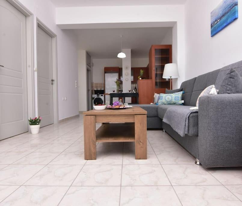 Iakovos Apartments Chorafakia Dış mekan fotoğraf